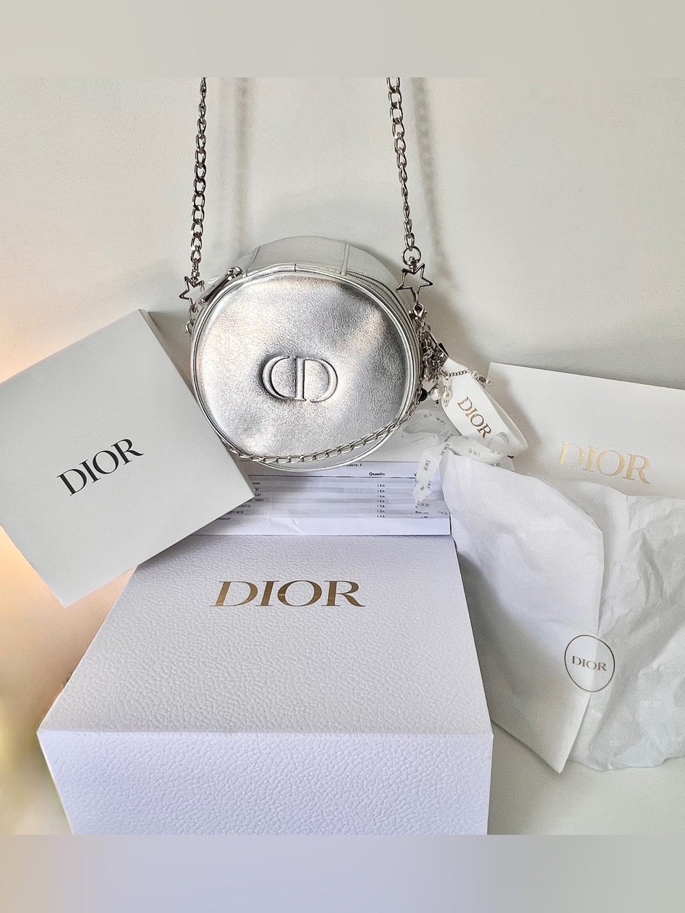 DIOR Beauty Silver Metallic Round Vanity Makeup Cosmetic Pouch Case Bag + Extras